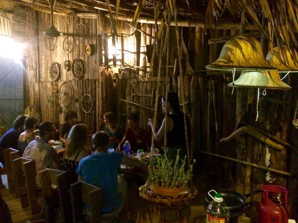 Nguyen Shack - Phong Nha Central Town エクステリア 写真